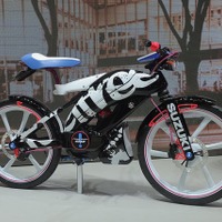 スズキ、原付クロスバイク「フィール フリー ゴー！」を世界初公開…東京モーターショー 画像