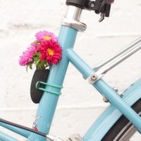 植物を自転車につけて持ち運び！…ウェアラブルプランターが可愛い