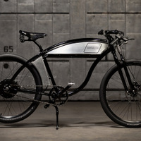 クラシカルなアメリカンバイクの機能と美しさを備えた電気自転車 画像