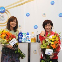 卓球日本代表・石川佳純「母に銅メダルをプレゼントできて嬉しい」 画像