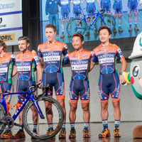 ジャパンカップサイクルロードレースのチームプレゼンテーション、NIPPOヴィーニファンティーニ（2016年10月21日）