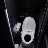 ドリームスリーバー東京大阪号の温水洗浄機能つきトイレ