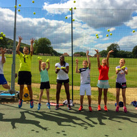 サッカー、テニスのイギリス短期スポーツ留学エントリー開始