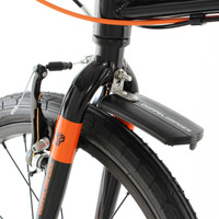 工具を使わず伸縮可能な自転車用「泥除けセット」発売