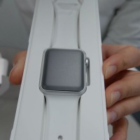 Apple Watch がやってきた！iPhoneとのペアリングに大苦戦…開封の儀式編 画像
