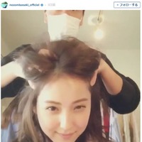 佐々木希「ふぅ～気持ちぃ」頭皮マッサージの様子を動画で公開…ファン「なんだか色っぽい」 画像
