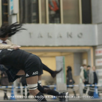 オールブラックスが女子高生にタックル！AIGジャパンが動画公開 画像