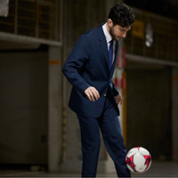 アンブロ、サッカーができるアクティブなスーツ「Umditional SUIT」をMakuakeで販売 画像