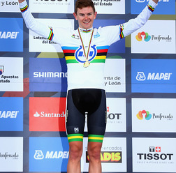 2014年UCIロード世界選手権・男子U23個人TT、キャンプベル・フレイクモア（オーストラリア）が優勝