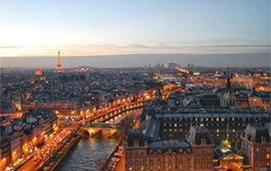 パリを俯瞰する