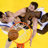 NBAファイナル開幕…ウォリアーズが連覇に好発進