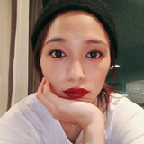 川口春奈、真っ赤な唇…ファン絶賛「大人っぽくて綺麗」