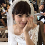 川口春奈が花嫁姿で報告「てっちゃんと結婚式」