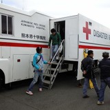 熊本国際ロードに赤十字の特殊医療救護車両が登場