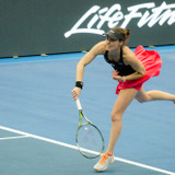 元テニス女王マルチナ・ヒンギスら、さいたまで国際大会…コカ・コーラ IPTL