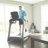 業務用トレーニングマシンの家庭用モデル「マトリックス」が日本初上陸！