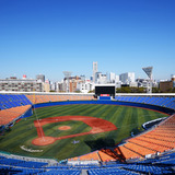 横浜スタジアム、6,956席の座席カラーを横浜ブルーに変更