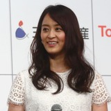 田中理恵、ブルーのアイシャドウに挑戦…ばっちりメイク反響「うっとりだよ～」