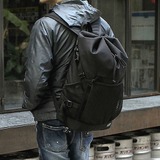 山もバイクも街も。バックパックとともに