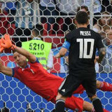 メッシよりも…動画で見る「W杯最大のPK失敗」5選