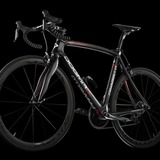 ピナレロのドグマKは長距離ライドにも威力を発揮する性能を備える