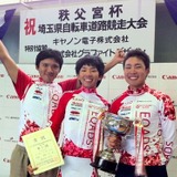 エカーズが秩父宮杯ロードレースで完全優勝