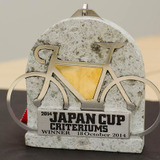 【ジャパンカップ14】地元で採れた石で作られる優勝トロフィーとメダルがジャパンカップミュージアムで公開中