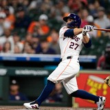【MLB】「準備に時間を…」二塁→外野転向の名打者が打順変更を“直談判”　異例の希望につながった1番打者の悩みとは？