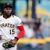 【MLB】“強肩王”クルーズ、中堅からの「160キロ補殺」に実況大興奮　公式絶賛のスーパースロー「ミサイルを撃ち込んだ」