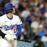 【MLB】大谷翔平、劣勢から逆方向へ技アリ“173キロ”今季17号アーチ　ベッツも連発で米記者歓喜「徐々に追い上げてきたぞ」