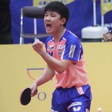 悲願の初制覇へ、ベールを脱いだ“岡山リベッツ・張本智和”　電撃移籍の男子エースが語ったデビュー戦【Tリーグ】