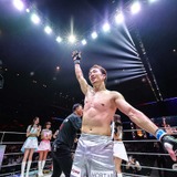 【超RIZIN.4】朝倉未来のサイン入りグローブが今大会最高額“70.5万円”　2番目に高額で落札されたのは、死闘の末に最終回TKOで敗れたあの選手