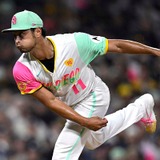 【MLB】ダルビッシュ有、首位攻防戦で「6回1安打1失点」の快投劇　74球圧巻のパフォーマンスでドジャース封じ