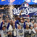 【MLB】山本由伸、ド軍を世界一に導いたエースは「伝説的なパフォーマンス」　シリーズMVPの右腕に拍手喝采「地球上最高の投手」