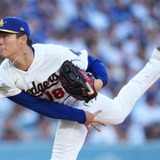 【MLB】山本由伸の正確無比な制球力、低めシンカーがストライクゾーンを掠めた「2.5ミリ」　公式記者も驚愕の一球