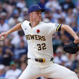 【MLB】異次元の剛腕、ブルワーズの24歳ミジオロウスキーが投げた「全96球中57球が100マイル超え」　CY賞レースで大谷翔平最大のライバルか