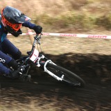 MTBダウンヒルシリーズにみる、マイナー競技育成への想い