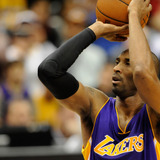 【NBA】コービー・ブライアントがジョーダンを抜き通算得点数で歴代3位に