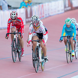 女子ジュニアスクラッチで静岡・星陵高の鈴木奈央が優勝