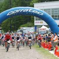 6月7日・8日の両日、長野県の峰の原高原で「カクタスカップin峰の原」（ダイワ精工主催）が開催され、約400人の自転車ファンが参加した。