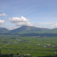 阿蘇五岳を一望できる大観峰（写真提供）阿蘇温泉観光旅館協同組合