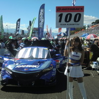 #100 NSXは予選2位からの逆転勝利。