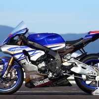 スポーツランドSUGOで公開された「team R1 & YAMALUBE」YZF-R1M