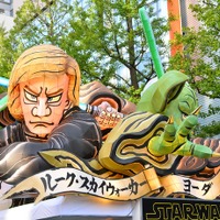 スター・ウォーズのハロウィンパレード開催…川崎の街が