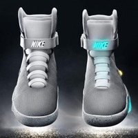 ナイキ、バック・トゥ・ザ・フューチャーを現実に！自動で靴ひもが閉まる「THE 2015 NIKE MAG」発表