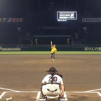 甲子園のマウンドでピッチングができる「阪神甲子園球場 ナイター投球イベント」が開催