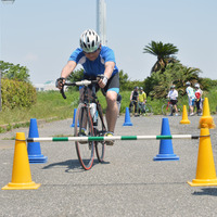 「オトナの自転車学校」は参加者が自らの進歩に驚く3時間の教室