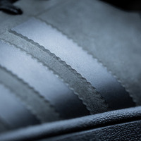 アディダスが新作シューズ「Futurecraft Leather Superstar」を全世界45足限定で発売