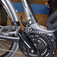 電動アシスト自転車の型式認定に適合させたFSAのクランクセット
