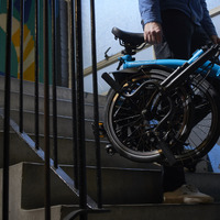 ブロンプトン、折りたたみ自転車「ブラック エディション」第2弾…動画コンペも開催